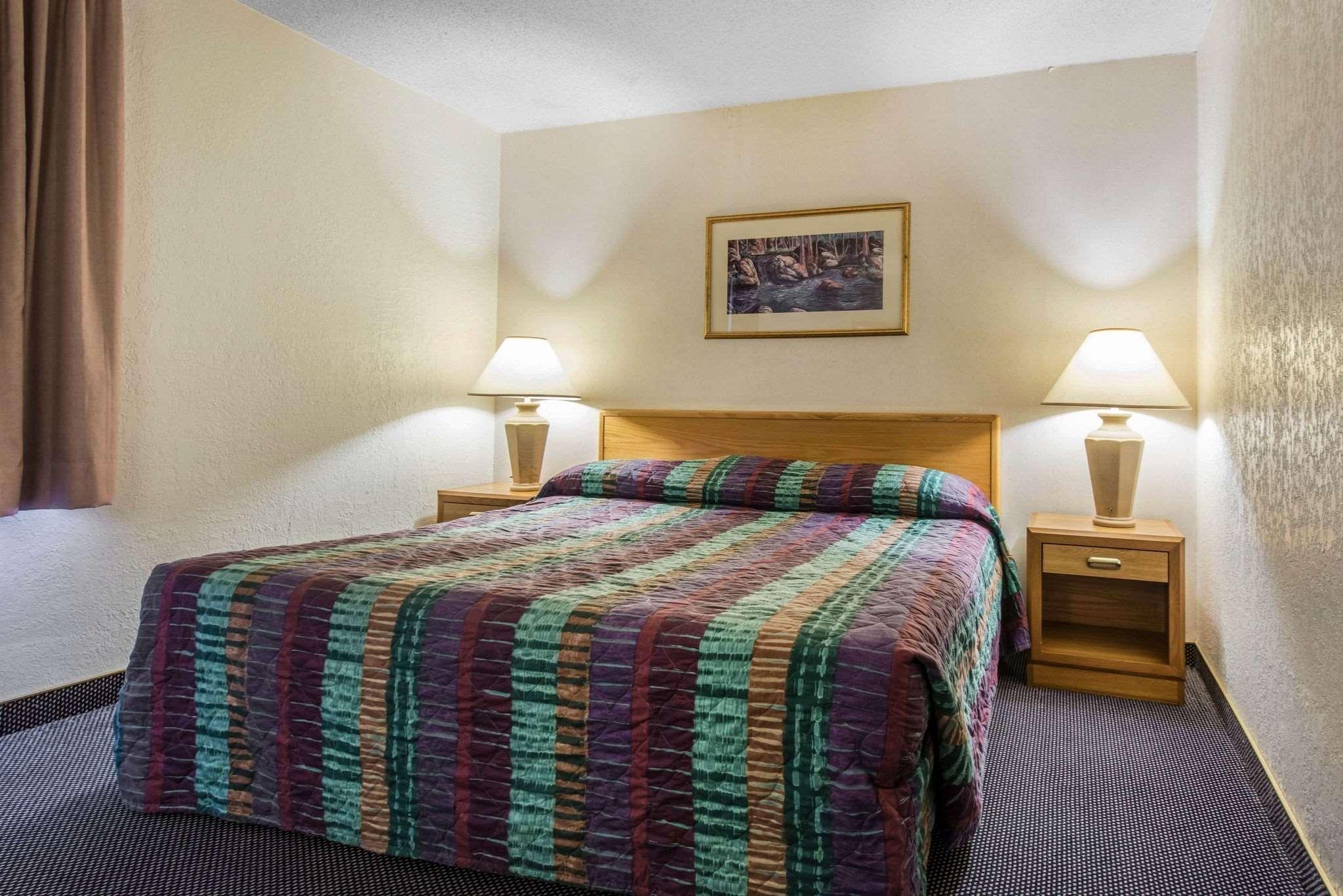 Rodeway Inn & Suites Colorado Springs Eksteriør billede