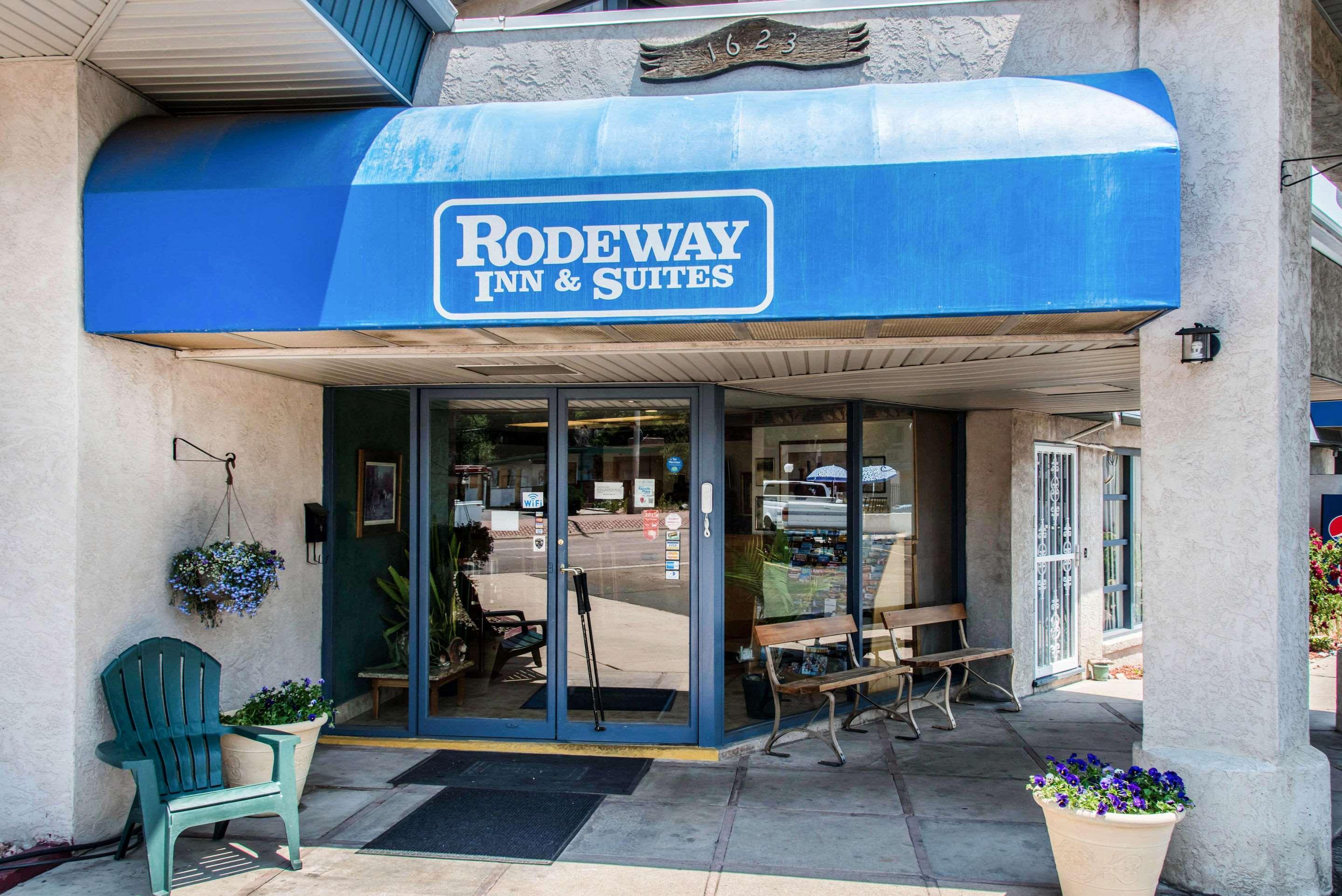 Rodeway Inn & Suites Colorado Springs Eksteriør billede
