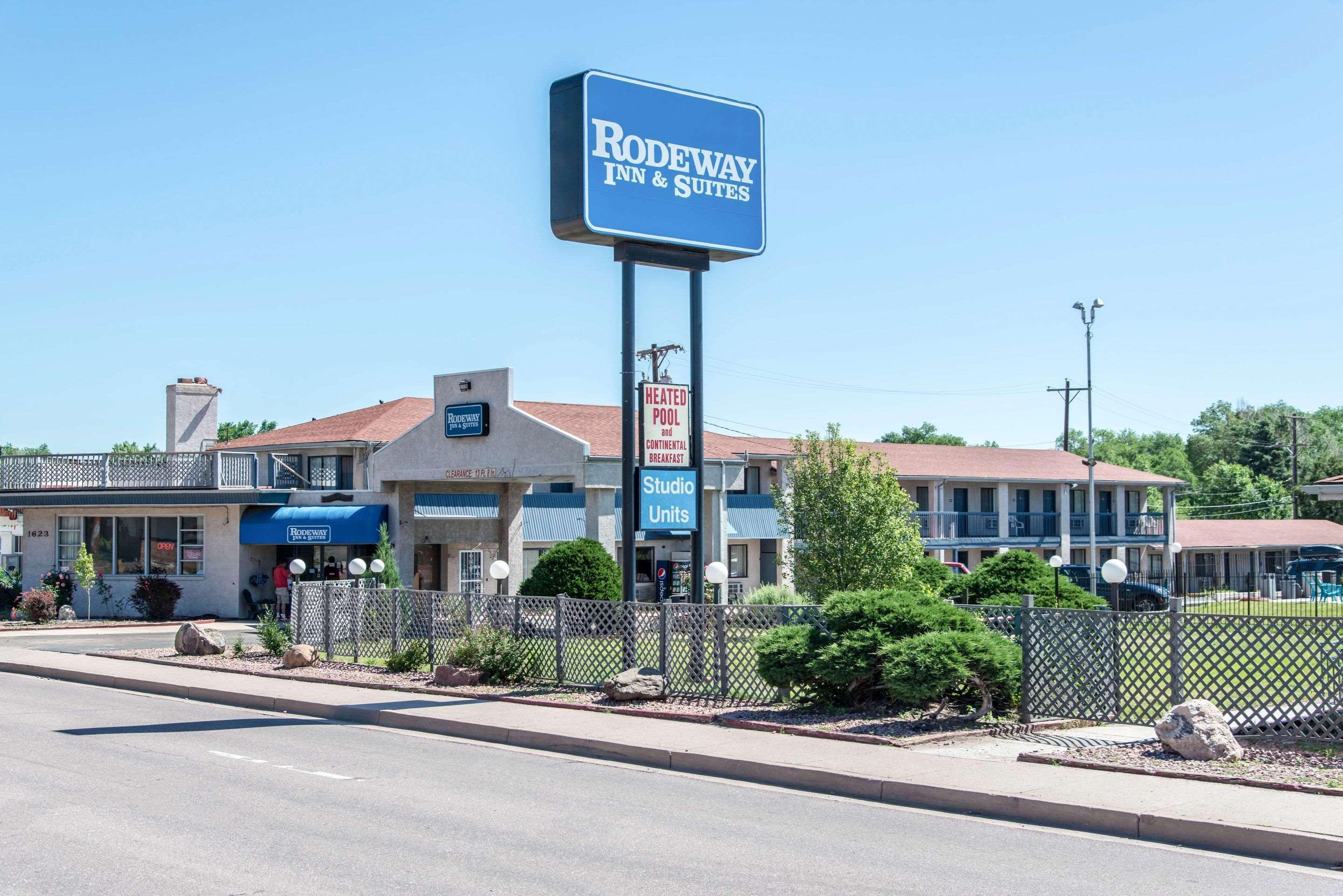Rodeway Inn & Suites Colorado Springs Eksteriør billede